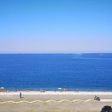 Apartamento Fenestammare